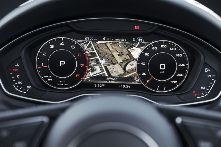 Панель приборов Audi A4 Avant 2.0 TFSI 2016 года  (AU) (фото 24 из 24)